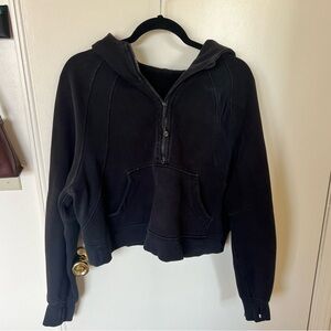 Lululemon cropped scuba half zip black